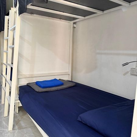 קו פי פי Magic Hostel מראה חיצוני תמונה