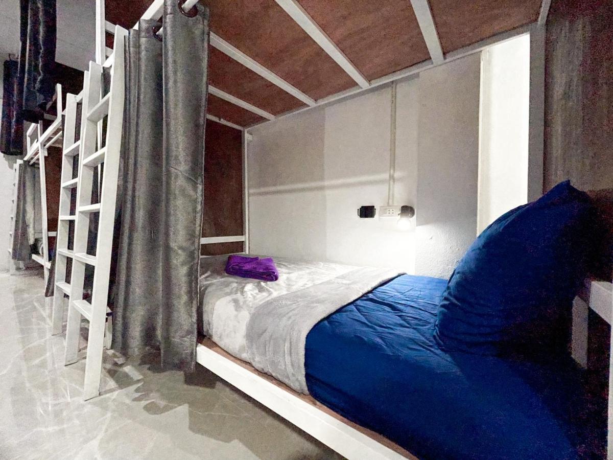 קו פי פי Magic Hostel מראה חיצוני תמונה